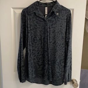 Lululemon shirt